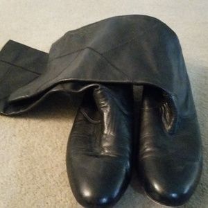 Sam  Edelman  flat heel leather boot.